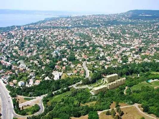 м. Траката