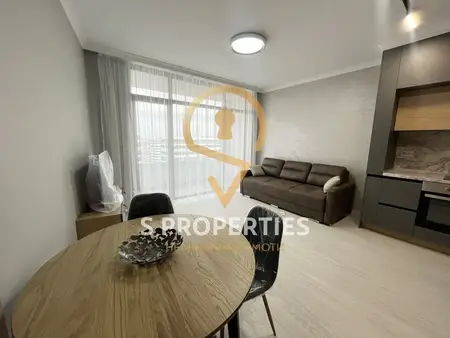 Луксозен апартамент под наем