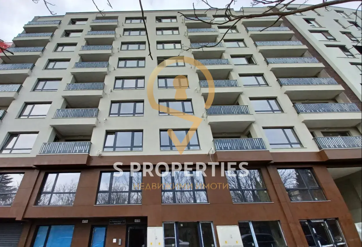 Офис в нова сграда в центъра на гр. Варна
