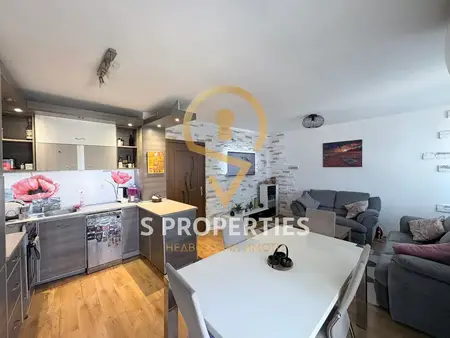 Dreizimmer-Maisonettewohnung Trakata