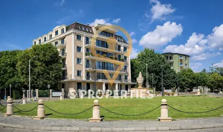 Меблированная трехкомнатная квартира в к.к. Св. Константин и Елена
